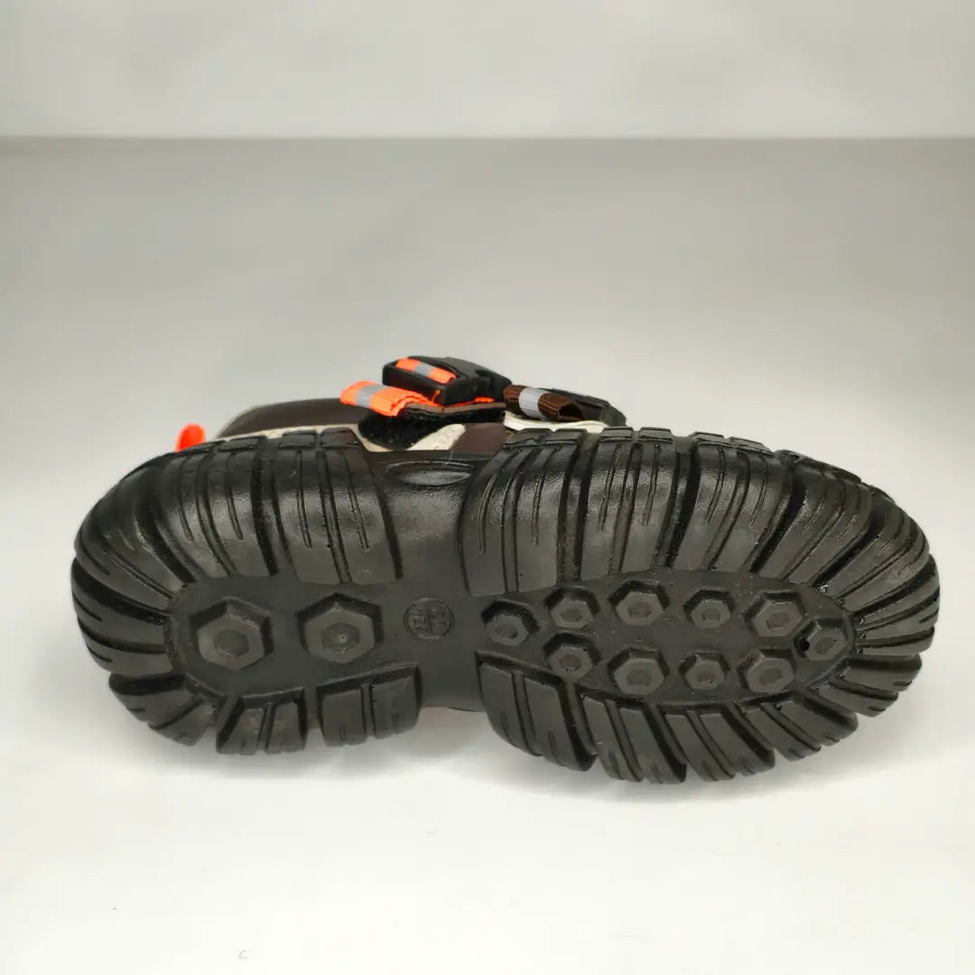 Kids' Rugged Sneakers Best For Northern Areas