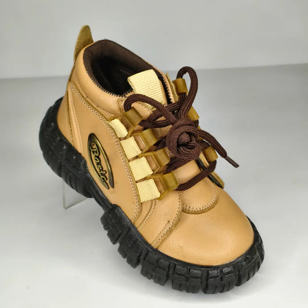 Kids' Rugged Sneakers Best For Northern Areas