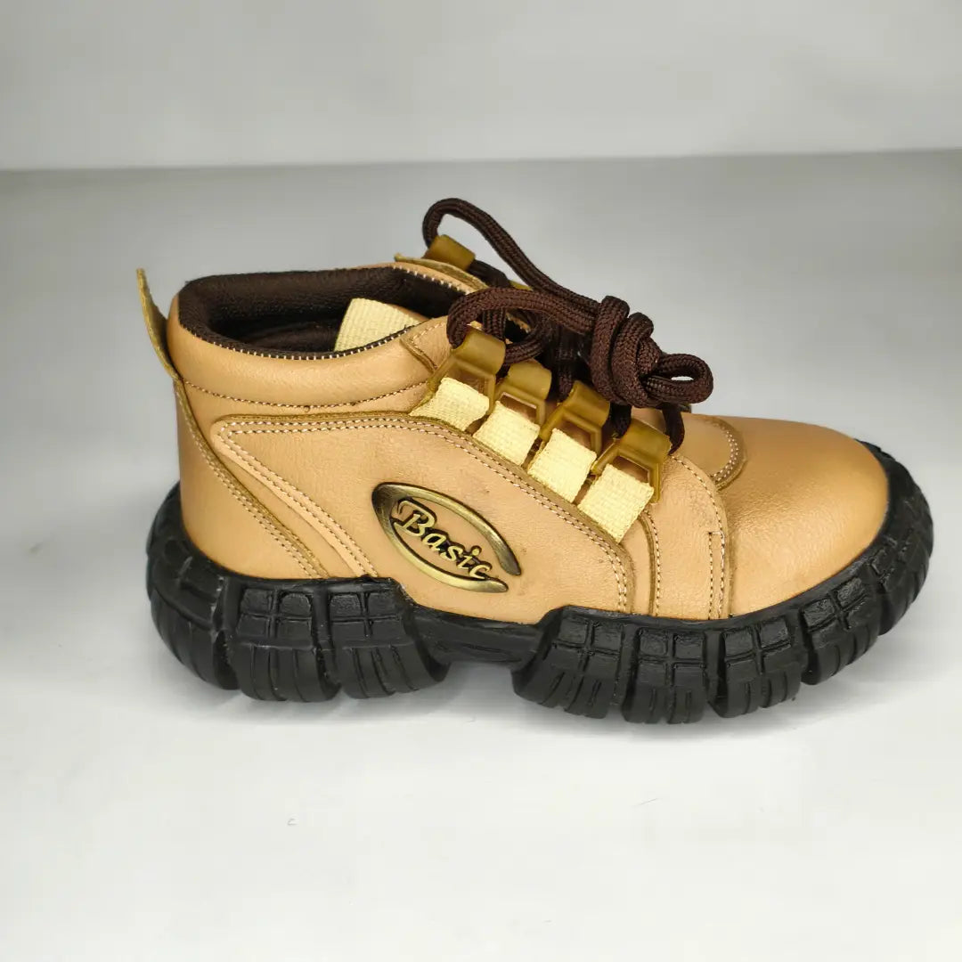 Kids' Rugged Sneakers Best For Northern Areas