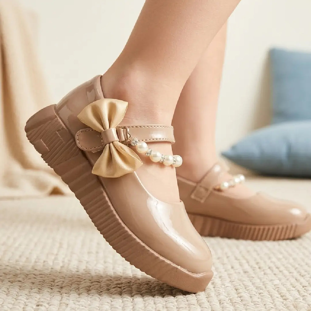 Girls' Pearl Strap Patent Mary Jane Shoes – Fancy Party shoes