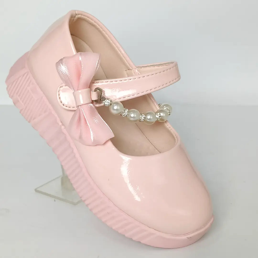 Girls' Pearl Strap Patent Mary Jane Shoes – Fancy Party shoes
