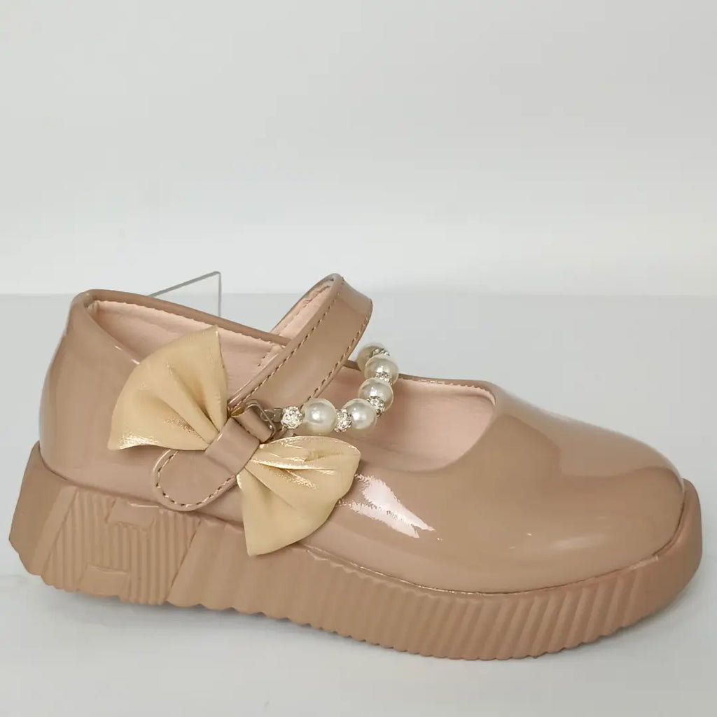 Girls' Pearl Strap Patent Mary Jane Shoes – Fancy Party shoes