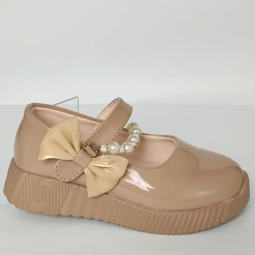 Girls' Pearl Strap Patent Mary Jane Shoes – Fancy Party shoes
