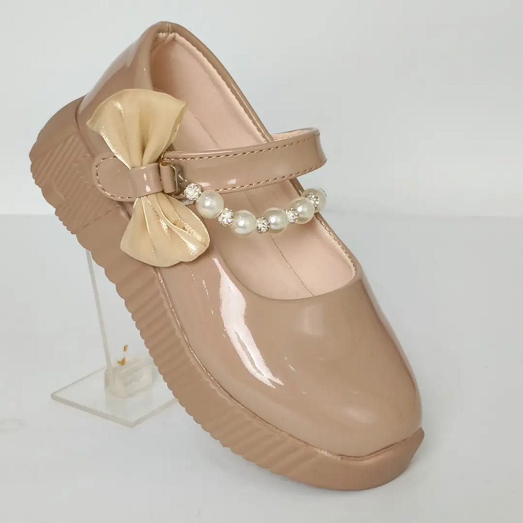 Girls' Pearl Strap Patent Mary Jane Shoes – Fancy Party shoes