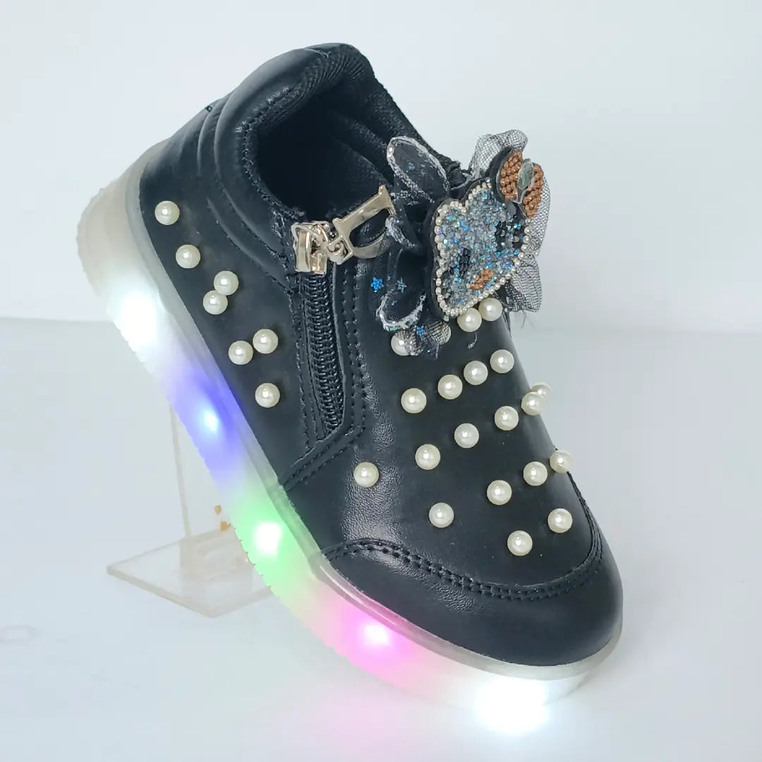 Girls' kid Pearl Light Up Sneakers – Fancy LED Shoes