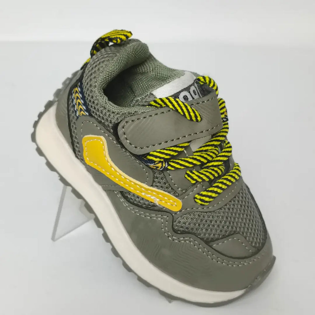 Kids Mesh Sports Sneakers - joggers