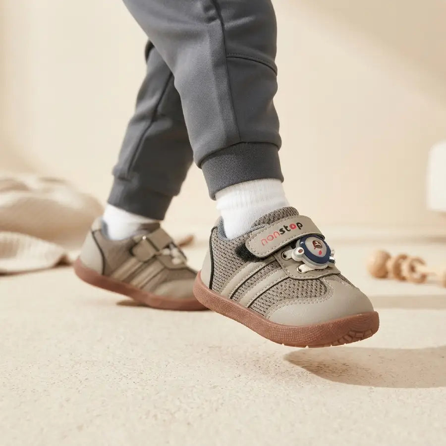 Kids Breathable Mesh Velcro Sneakers - joggers